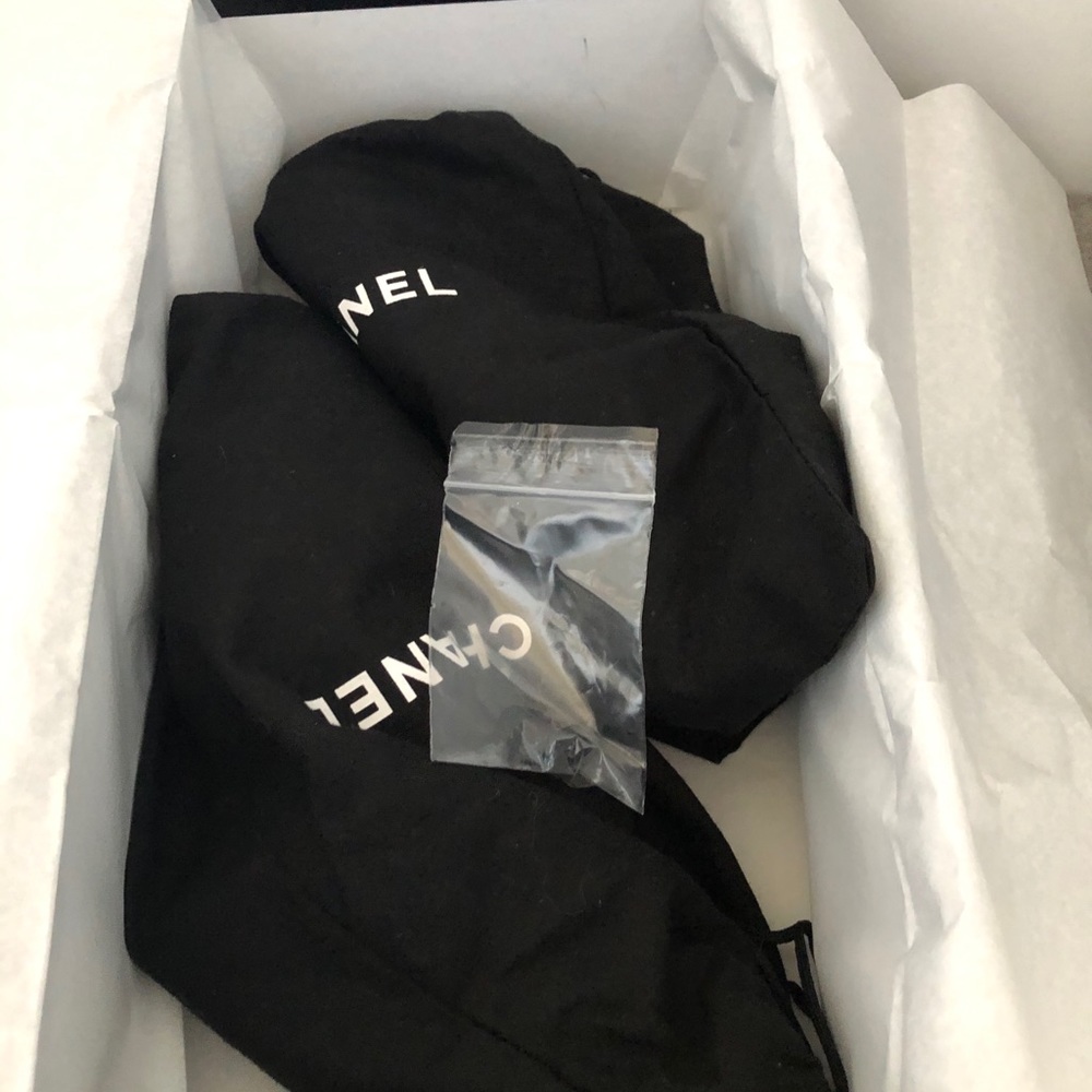 Chanel Pumps - image 7